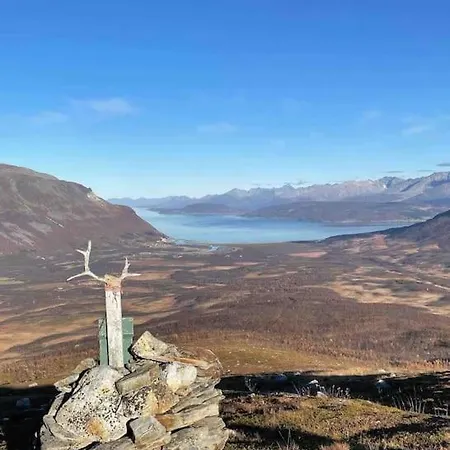 Mountainside - Breivikeidet Tromsø